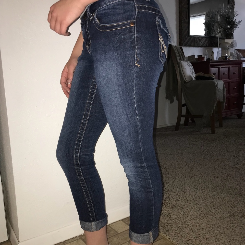 dark wash, mid rise skinny jeans